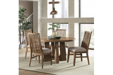 Landmark Round Dining Table w/4 chairs